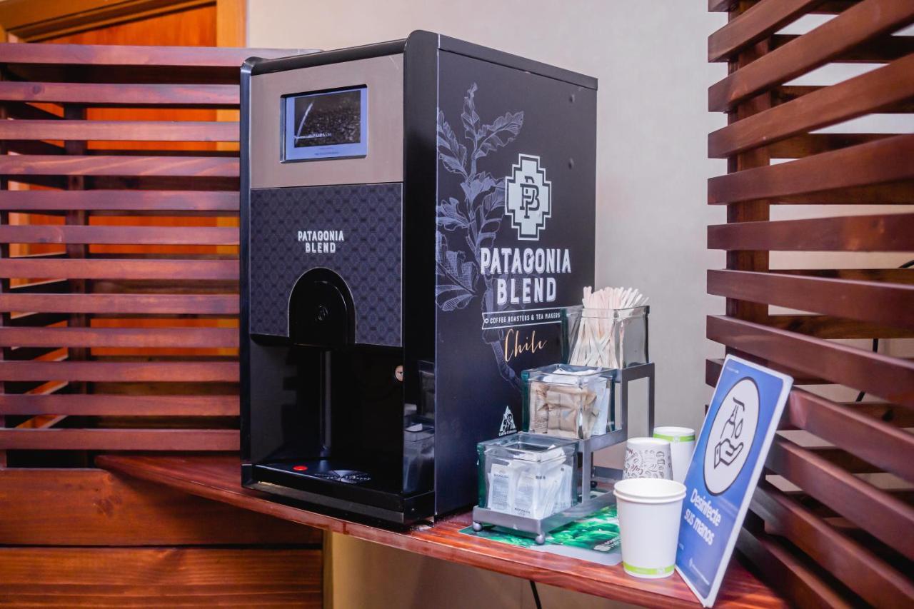 Sonesta Hotel 오소르노 외부 사진 A coffee machine