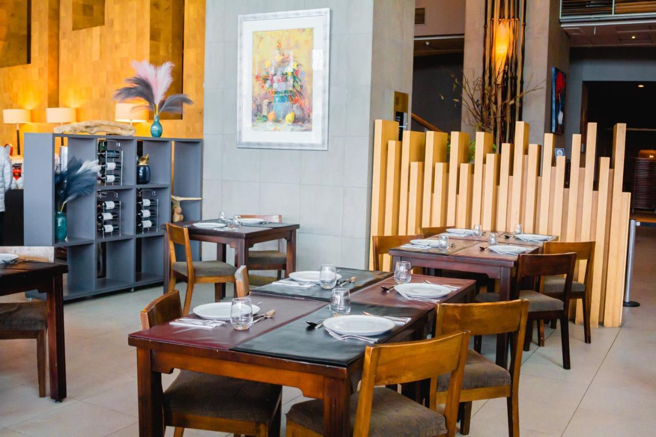 Sonesta Hotel 오소르노 외부 사진 Restaurant in the hotel