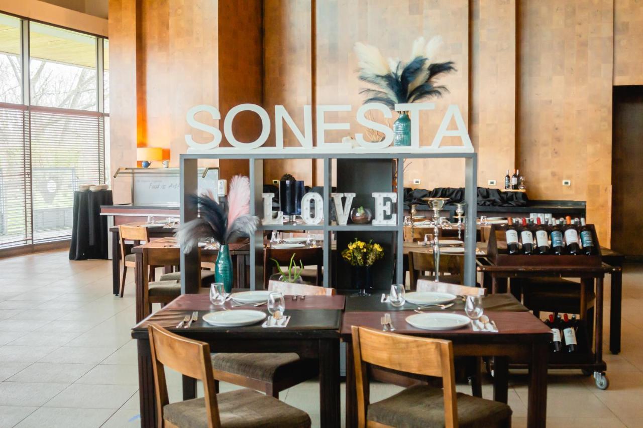 Sonesta Hotel 오소르노 외부 사진 Restaurant
